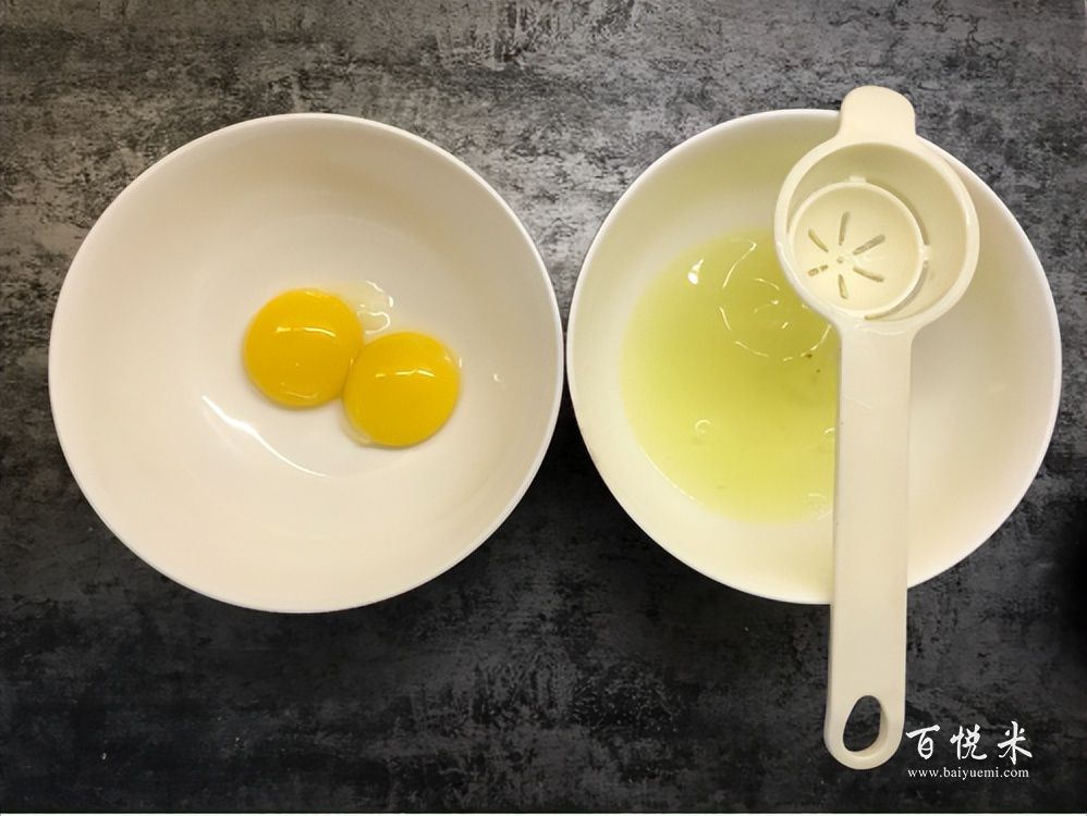 有簡(jiǎn)單又好看的紙杯奶油小蛋糕，聚會(huì)必備